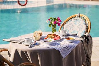Serpina Hotel - Adults Only 16+