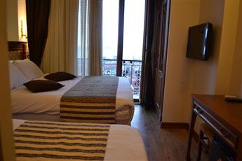 Seven Days Hotel