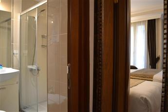 Seven Days Hotel
