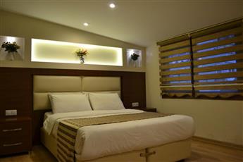 Seven Days Hotel