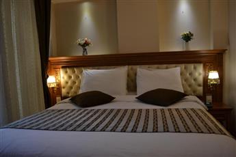 Seven Days Hotel