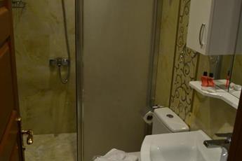 Seven Days Hotel