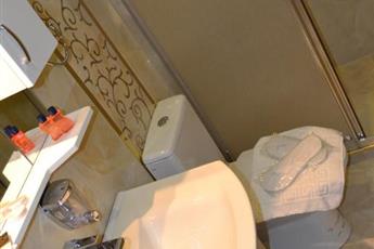 Seven Days Hotel