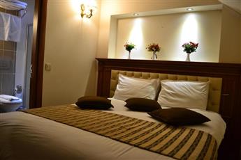 Seven Days Hotel