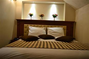 Seven Days Hotel