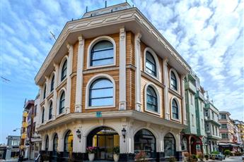 Seven Hills Boutique Hotel 4*