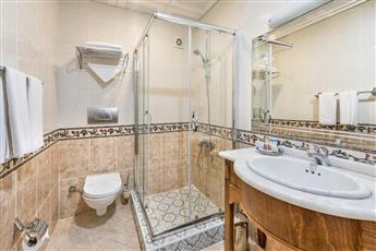 Seven Hills Boutique Hotel