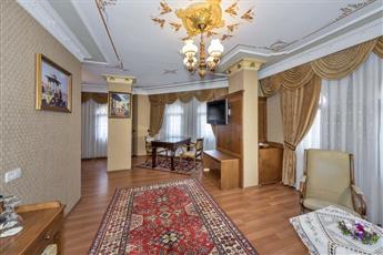 Seven Hills Hotel 4*