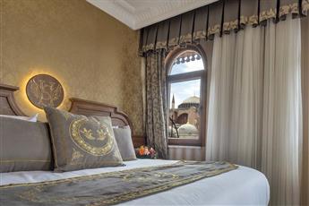 Seven Hills Hotel