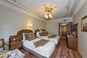 Seven Hills Hotel