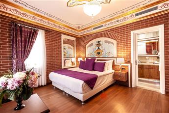 Seven Hills Palace & Spa 5*