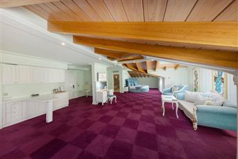 Seven Hills Palace & Spa 5*