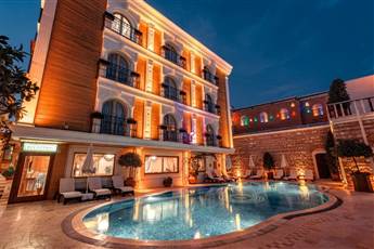 Seven Hills Palace & Spa 5*