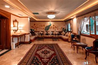 Seven Hills Palace & Spa 5*