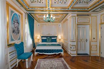 Seven Hills Palace & Spa 5*