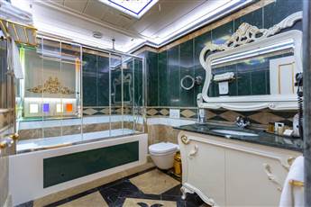 Seven Hills Palace & Spa 5*