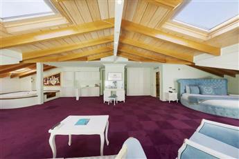 Seven Hills Palace & Spa