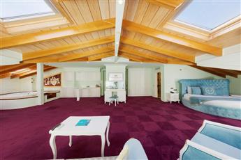 Seven Hills Palace & Spa