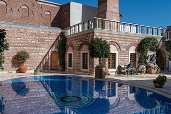 Seven Hills Palace & Spa