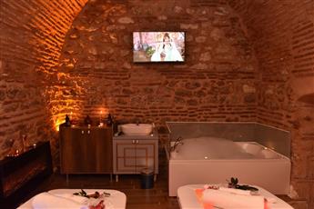 Seven Hills Palace & Spa