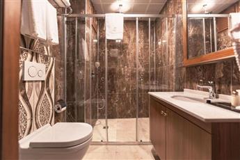 Seven Hills Palace & Spa