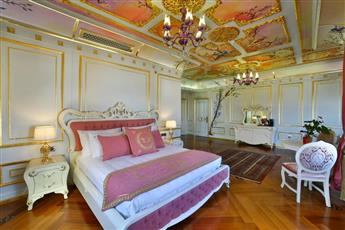 Seven Hills Palace & Spa
