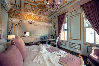 Seven Hills Palace & Spa