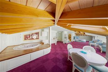 Seven Hills Palace & Spa