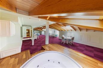 Seven Hills Palace & Spa