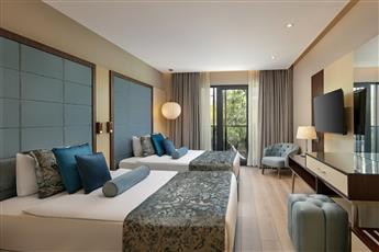 Seven Seas Hotel Life