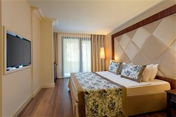 Seven Seas Hotel Life
