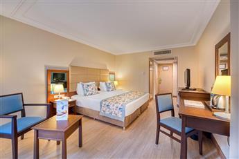 Seven Seas Hotel Life