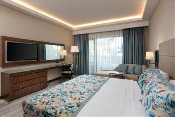 Seven Seas Hotel Life