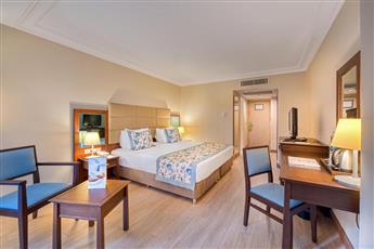 Seven Seas Hotel Life