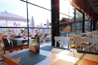 Sey Beach Hotel & Spa 4*