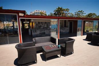 Sey Beach Hotel & Spa 4*