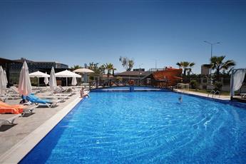 Sey Beach Hotel & Spa