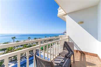 Sey Beach Hotel & Spa