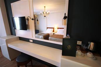Sey Beach Hotel & Spa