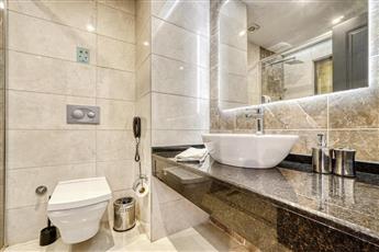 Sey Beach Hotel & Spa