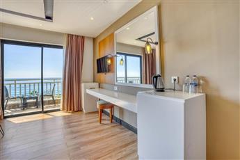 Sey Beach Hotel & Spa
