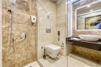 Sey Beach Hotel & Spa