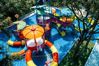 SH Dolce Vita - Free Aquapark & Beach 4*