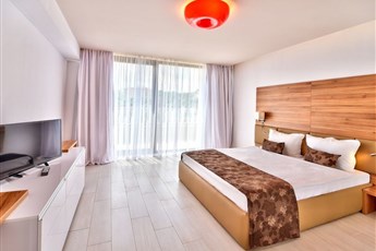 SH Dolce Vita - Free Aquapark & Beach 4*