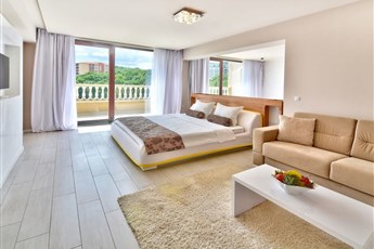 SH Dolce Vita - Free Aquapark & Beach 4*