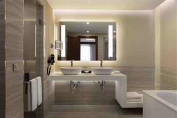 Sheraton Istanbul City Center 5*