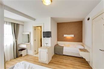 Sherwood Premio Hotel 3*