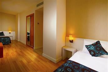Side Aluna Hotel