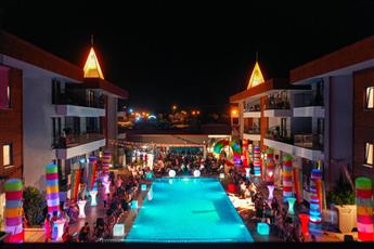 Side Amour Hotel