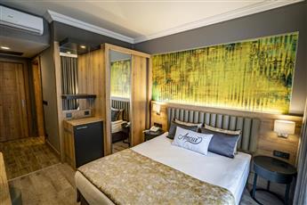Side Amour Hotel